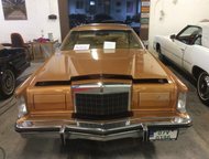 Lincoln Mark V 1977 Coup Lincoln Mark V 1977 Coup
 V8 Motor 132 kW (179 PS) 6600 cm3 Automatik .  
 26000.,  -    