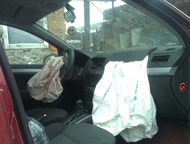Томск: Продам авто Продам Opel Astra после аварии. Все повреждения только спереди. Сработали подушки безопасности. Повреждения: капот, правое крыло, переднии