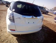 : Honda Fit Shuttle , 2012  Honda Fit Shuttle , 2012 ,        .  , 